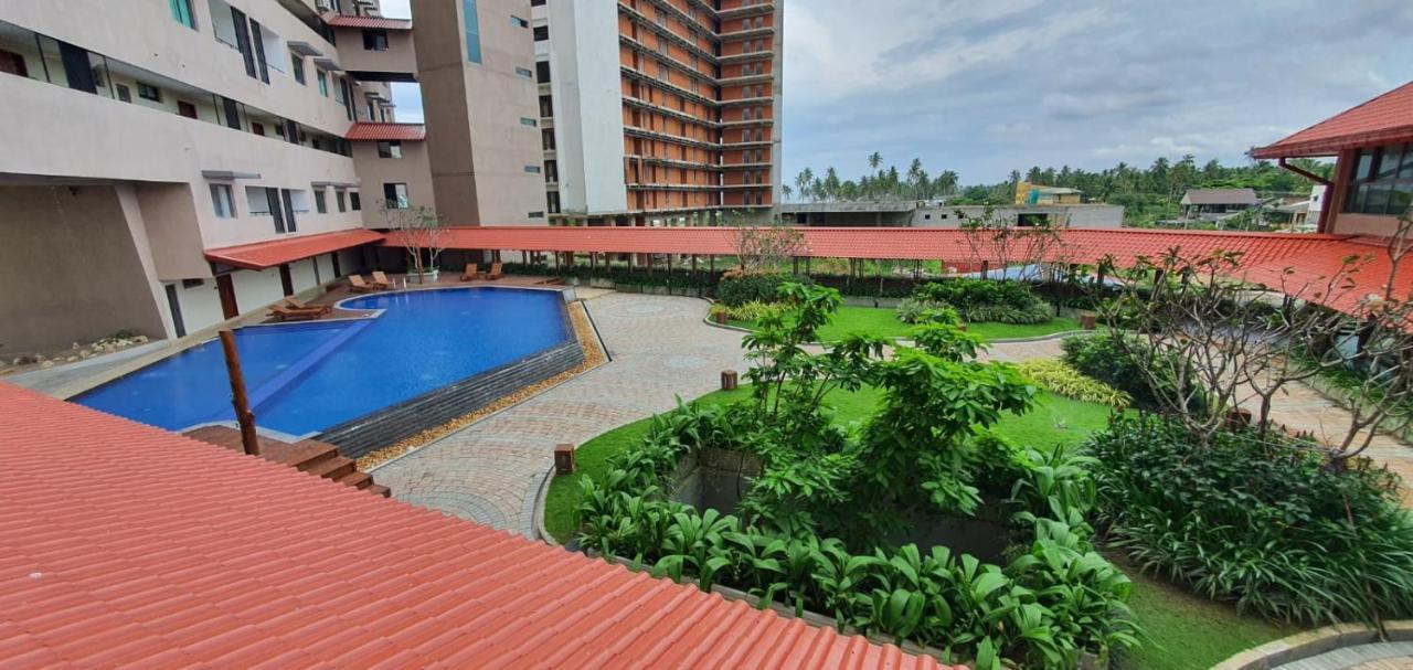 Hasara Oceanfront Apartments Galle Extérieur photo