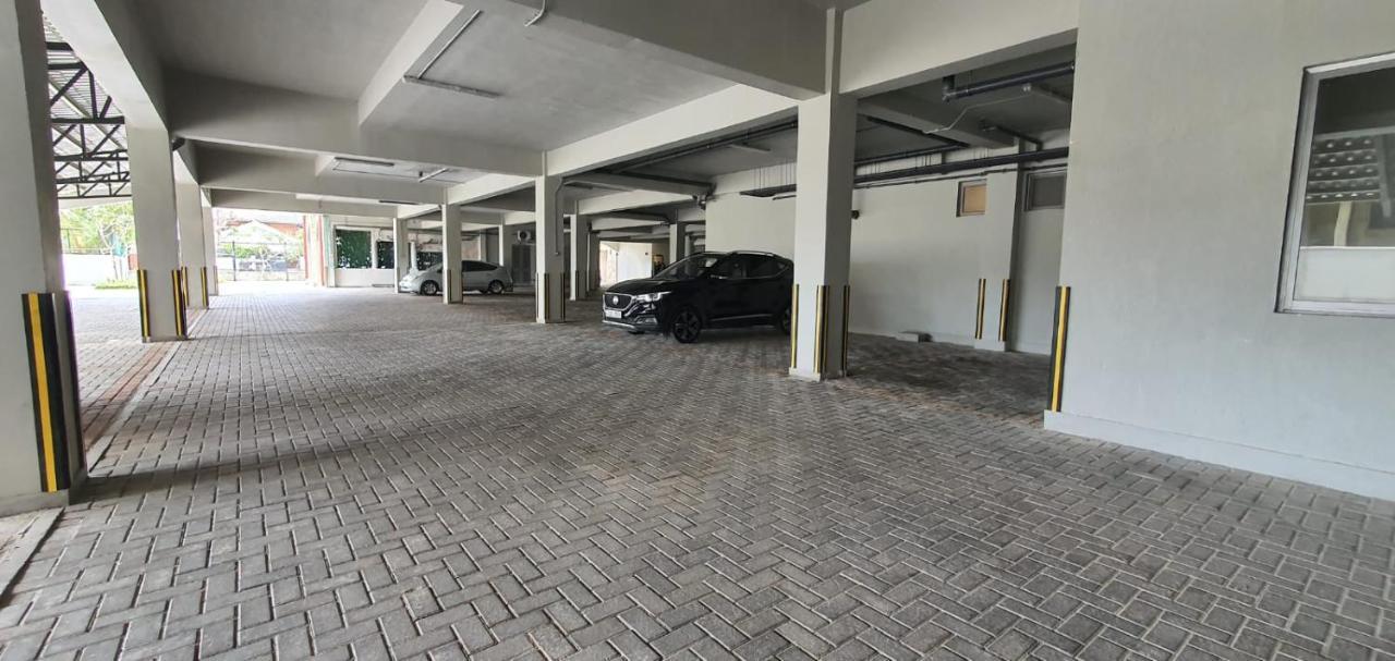 Hasara Oceanfront Apartments Galle Extérieur photo