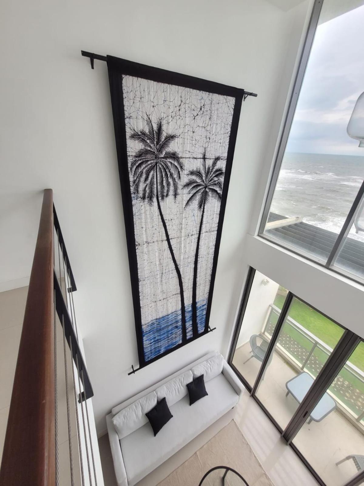 Hasara Oceanfront Apartments Galle Extérieur photo