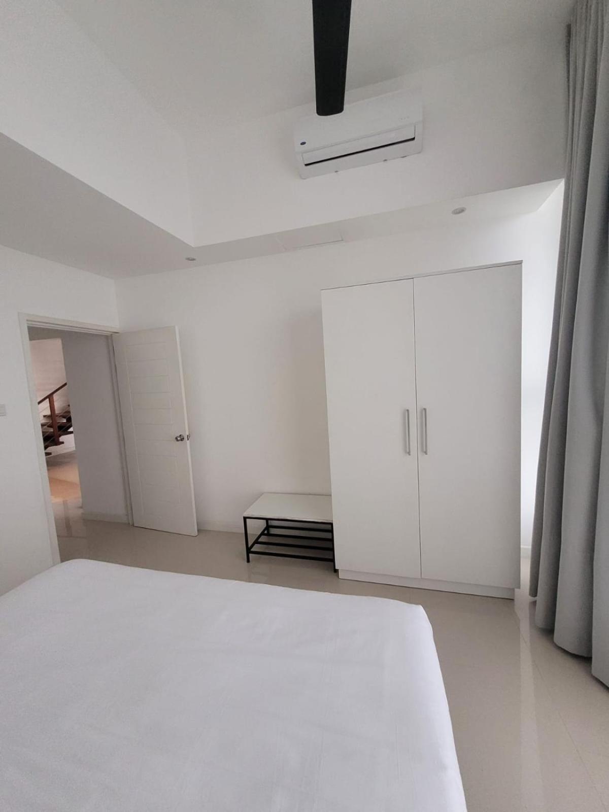 Hasara Oceanfront Apartments Galle Extérieur photo